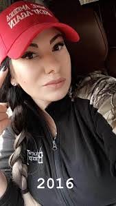 Heather Dietrich's Instagram, Twitter & Facebook