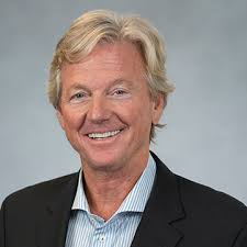 Steve Orr's Instagram, Twitter & Facebook