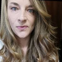 Nadia Bacon's Instagram, Twitter & Facebook