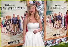 By bianca betancourt aug 12 2021, 11:00 am edt Connie Britton Sydney Sweeney Jennifer Coolidge More Stars Hit Up The White Lotus Premiere Photo 4584216 Alexandra Daddario Brittany O Grady Connie Britton Este Haim Fred Hechinger Jennifer Coolidge Jolene Purdy