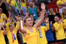 România întâlneşte în acest weekend franţa, îm semifinalele fed cup, şi are o şansă istorică de a evolua cu trofeul pe masă. Fed Cup 2019 FranÅ£a Romania 1 2 Simona Halep O Invinge Pe Caroline Garcia DupÄ O PartidÄ EpocalÄ Tenisite
