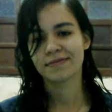 Lilian Holmes's Instagram, Twitter & Facebook