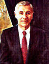 Joseph gray davis was overwhelmingly elected the 37th governor of california in 1998, winning 58 percent of the vote. Gray Davis National Governors Association