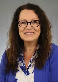 Debbie Snell's Instagram, Twitter & Facebook