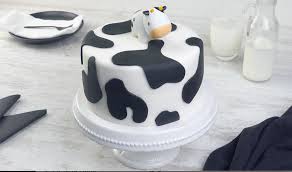 Wilton® silicone fondant & gum paste mold, banner. Kunstvoller Kuchen Mit Kuhflecken Buttercreme Und Fondant