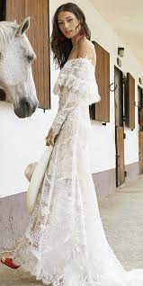 27 Fantasy Wedding Dresses From Top Europe Designers Wedding Dresses Guide Fantasy Wedding Dresses Wedding Dresses Fall Wedding Dresses