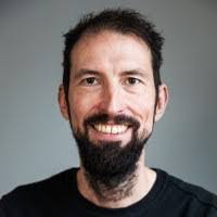 Jessica Pietsch's Instagram, Twitter & Facebook