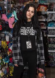 Jump on the queen clothing bandwagon before you become the one that bites the dust. Hot Topic Is Still Hot The New York Times