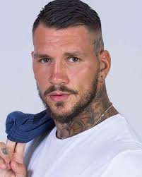 Daniele scardina, a pochi giorni (venerdì 26 la riunione) dalla milano boxing night daniele scardina è risultato positivo al coronavirus. Daniele Scardina Biografia Storia E Vita Privata