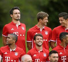 Get the latest poland news, scores, stats, standings, rumors, and more from espn. Pin Op Robert Lewandowski