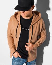Conçu en maille mélangée d'une grande douceur, il présente une coupe ample avec une capuche resserrée par des cordons et des manches longues. Gilet Homme Pas Cher Mode Fashion A Capuche Zippe Fourree Blzjeans Com