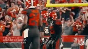Myles garrett mason rudolph gif sd gif hd gif mp4. Myles Garrett Helmet Swing Gif Helmet