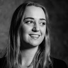 Nell Norman's Instagram, Twitter & Facebook