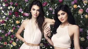Her fans and followers continue to speculate the star is pregnant with her second baby. Download Hintergrundbild Blumen Stil Hintergrund Pose Rosen Die Auflosung 3840x2160 163787