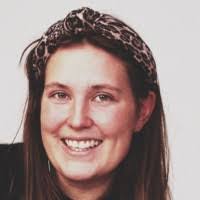 Lily Petersen's Instagram, Twitter & Facebook