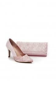 Find matched accessories such as stole with bag/clutch, wedding hat with matching bag, bag with shoes. Shoes And Bag Collections