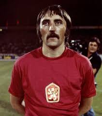 Jun 20, 2021 · antonin panenka's famous chipped penalty has been replicated time and again over the last 45 years in some of the biggest games in world football. Fk Crvena Zvezda In English On Twitter Our Thoughts Are With Antonin Panenka The Man Who Produced One Of Football S Most Thrilling Moves And He Did It On Our Very Pitch