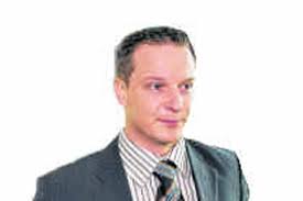 Champagne!' om doodzieke Morel