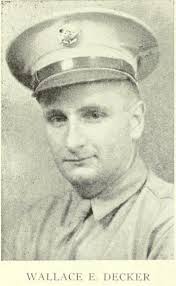 Wallace Decker's Instagram, Twitter & Facebook