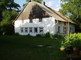 Seit 2015 gilt bei der maklerprovision das bestellerprinzip, d.h. Renoviertes Bauernhaus Nebengebaude Garten Haus In Luchow Dannenberg Siemen