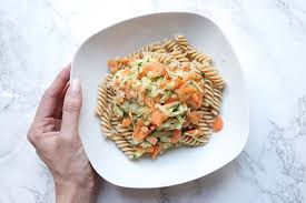 Vor Einigen Wochen Habe Ich Es Ja Schon Auf Facebook Gepostet Ein Foto Des Clean Eating Rezeptes Meiner Mama Sie Isst Auch Sehr Nudelpfanne Hauptspeise Skyr