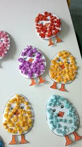 Auf basteln mit kindern findest du schöne bastelideen zum nachmachen für babys und kinder. Susse Kuken Aus Papierkugelchen Toll Fur Ostern Basteln Basteln Ideen Ostern Bastelarbeiten Basteln Fruhling Ostern