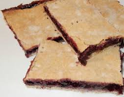 Ma Grand Mere Nous Preparait Toujours Des Trottoirs Aux Fraises Maintenant C Est Mon Tour Strawberry Recipes Desserts Savoury Cake