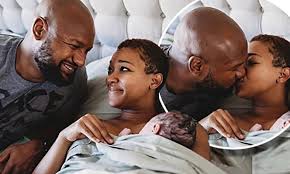 They met while acting together in the play, fetch clay, make man, at the mccarter theater in princeton, new jersey. Walking Dead Star Sonequa Martin Green Welcomes Baby Daughter Saraiyah Daily Mail Online
