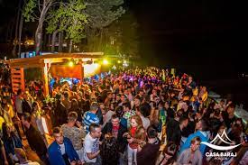 Sorry, there are no tours or activities available to book online for the date(s) you selected. Povestea Clubului In Aer Liber Unde Se Distreaza Sute De Lugojeni In Fiecare Weekend Din Paragina In Ponton De Lux Ca In Spania Lugojeanul Ro