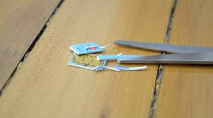 Perfect to permanently factory unlock any model of iphone using the unlocking method recommended by carriers. The Dangerously Small Iphone 5 Nano Sim Trimming Unlocking And Adapters Extremetech