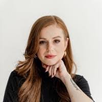 Kristen Bliss's Instagram, Twitter & Facebook