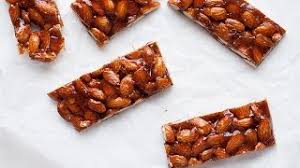 Maybe you would like to learn more about one of these? Torrone Croccante Alle Mandorle Con Soli 3 Ingredienti Youtube