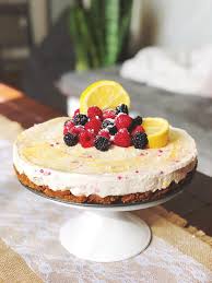 For when turning on the oven is just too much. I Love Love Loooove Light And Refreshing Desserts No Bake Cheesecakes Are My Go To For An Easy Tart Like Dessert This Is A Raspberry Cheesecake With Lemon Curd And A Gingersnap Crust Would Love