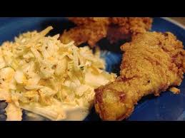 Fried Chicken Wie Bei Kfc Selbstgemacht Frittiertes Huhnchen Mit Wurziger Panade Rezept Youtube Rezepte Kfc Essen