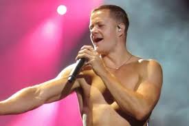 Imagine Dragons star Dan Reynolds gave up on Mormonism as religion was  'harmful' - Mirror Online