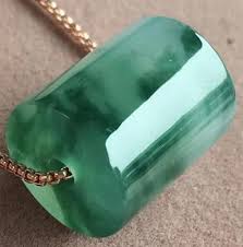 Sold Price A Green Jadeite Circle Shape Pendant January 5 0120 10 00 Am Est In 2020 Pendant Jadeite Circle Shape