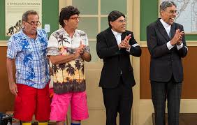Eternizado por interpretar o seu peru, na escolinha do professor raimundo, o humorista e dublador orlando drummond, aos 99 anos, abriu nesta semana um perfil no o ator participará da nova temporada do programa, revivendo o personagem ao lado de seu intérprete atual, marcos caruso, 67. Nova Escolinha Batista E Armando Volta Originais Retornam O Fuxico