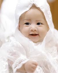 Alaia Anya Christening Church : Our Lady of Mt. Carmel Parish Venue : Qui  Pan Asia Brasserie #baptism #christening #benandkalistudio #baby #intimate