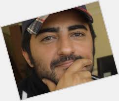 Öğretmen bir anne ve babanın oğlu olarak doğan celil nalçakan, ilk ve orta eğitimini sivas'ta tamamladıktan sonra lise eğitimini de burada. Celil Nalcakan S Birthday Celebration Happybday To