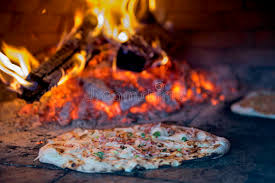 Mein buch 📓 feierabendküche jetzt hier bestellen: Neuer Gebackener Elsasser Tarte Flambee Flammen Kuchen Flammkuchen Stockbild Bild Von Schinken Speck 62580229