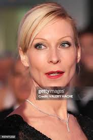 736 Rebecca Hampton Stock Photos, High-Res Pictures, and Images