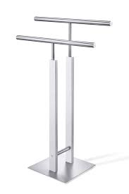 Stand Alone Towel Racks With T Shape For Minimalist And Modern Bathroom Design Bathroom Standing Towel Racks Towel Arm With Images Modern Bathroom Design Bathroom Design
