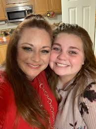 Tiffani Smith (@Tiff_E_Smith)