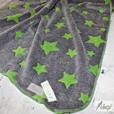 Kuscheldecke xl sofadecke 150x200cm tagesdecke sterne flanell decke sterndecke. Babydecke Mit Sternen Puckdecke Decke Wagendecke