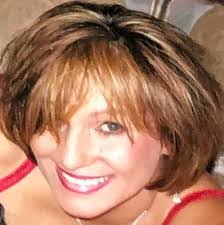 Amy Meche's Instagram, Twitter & Facebook