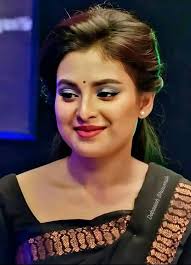 This is too cute 🥰 Tua with the uke 🤙🏼😁