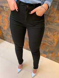 Calça Jeans Feminina De Marca Famosa Pin De Ruth Moreta Em Looks Tumblr Feminino Em 2020 Jeans Feminino Looks Com Calca Preta Calca Jeans Preta