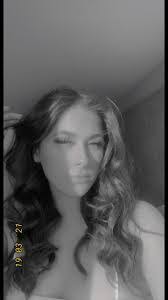 Corinne Knowles's Instagram, Twitter & Facebook