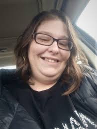 Heather Hebert's Instagram, Twitter & Facebook