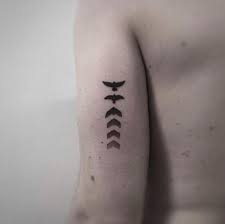 Bird Tattoos For Guys 99 Amazing Small Simple Tattoos For Men Small Tattoos For Guys Tattoos For Guys Arm Tattoos For Guys